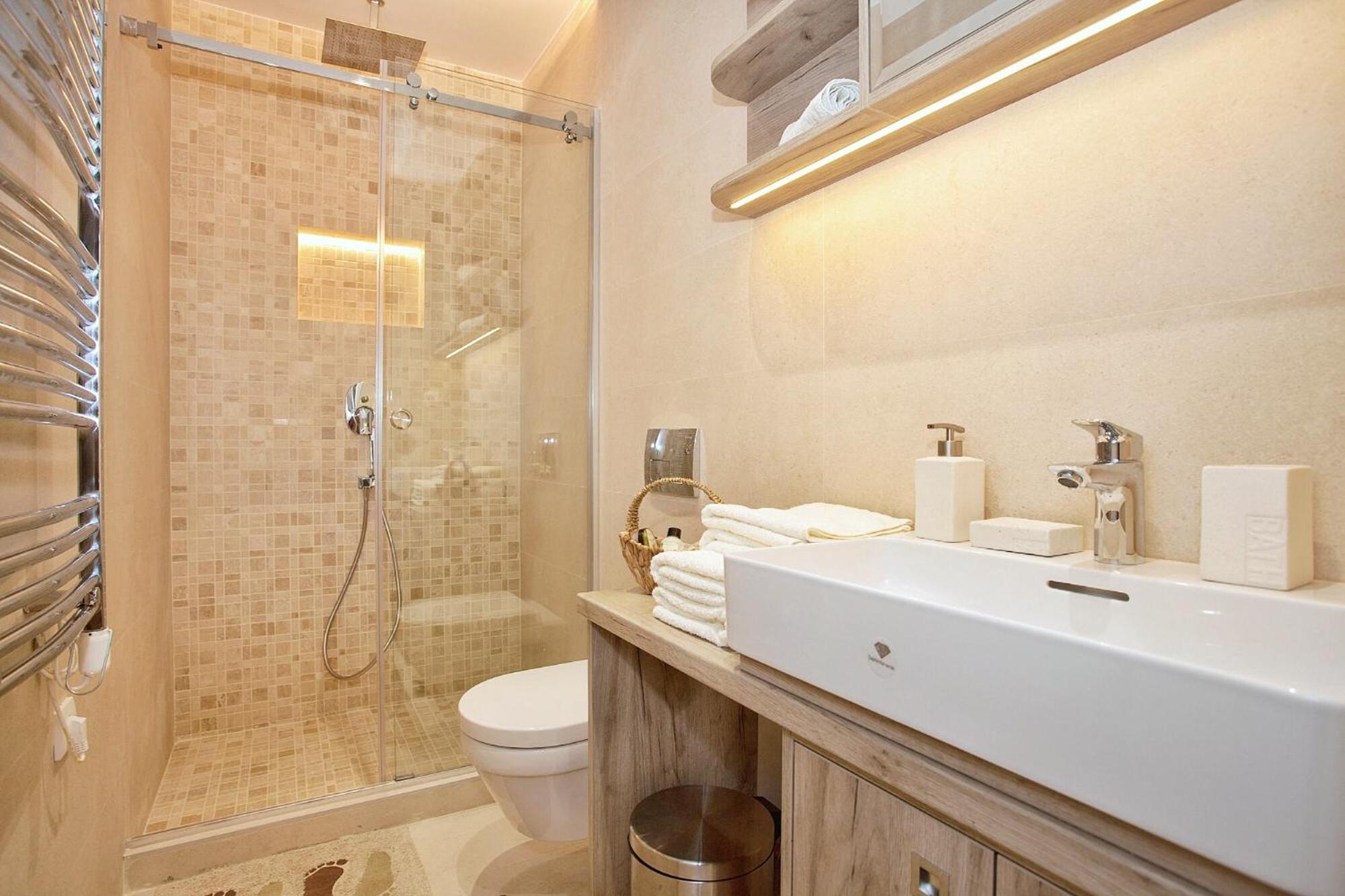 Hostgost Selected Suites - Skadarlija Square Βελιγράδι Εξωτερικό φωτογραφία